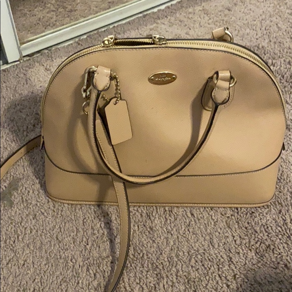 Coach tan crossbody or normal bag